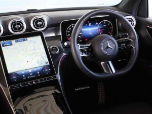 Mercedes-Benz GLC GLC300d 4Matic Avantgarde - Image 16