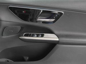 Mercedes-Benz GLC GLC220d 4Matic Avantgarde - Image 14