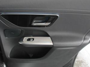 Mercedes-Benz GLC GLC220d 4Matic Avantgarde - Image 15