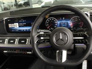 Mercedes-Benz GLE GLE300d 4Matic - Image 13