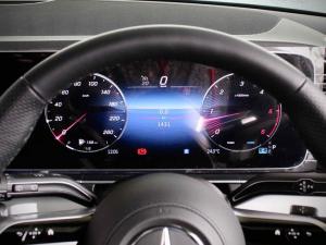 Mercedes-Benz GLE GLE300d 4Matic - Image 8