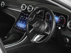 Mercedes-Benz C-Class C220d Avantgarde - Image 10