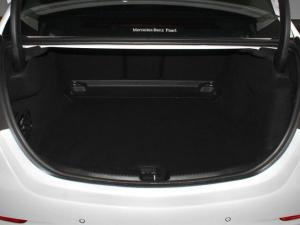 Mercedes-Benz C-Class C220d Avantgarde - Image 22