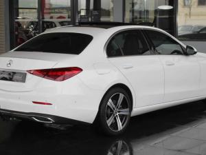Mercedes-Benz C-Class C220d Avantgarde - Image 4