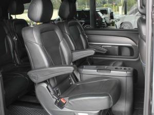 Mercedes-Benz V-Class V300d Exclusive - Image 19
