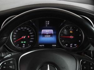 Mercedes-Benz V-Class V300d Exclusive - Image 8