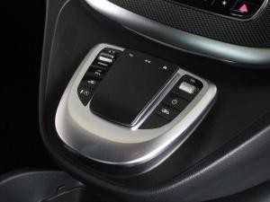 Mercedes-Benz V-Class V300d Exclusive - Image 9