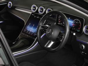 Mercedes-Benz C-Class C220d Avantgarde - Image 10