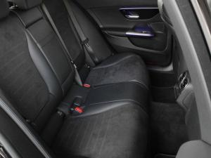 Mercedes-Benz C-Class C220d Avantgarde - Image 17