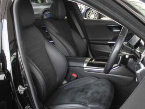 Mercedes-Benz C-Class C220d Avantgarde - Image 19