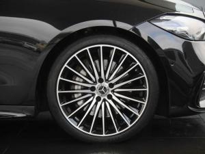 Mercedes-Benz C-Class C220d Avantgarde - Image 23
