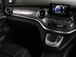 Mercedes-Benz V-Class V250d - Image 10