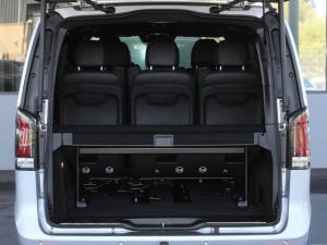 Mercedes-Benz V-Class V300d Exclusive - Image 23