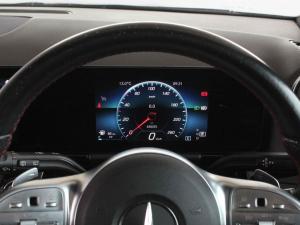 Mercedes-Benz GLA GLA200d - Image 8