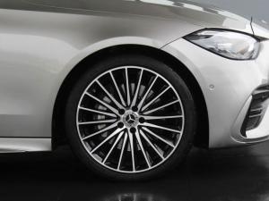 Mercedes-Benz C-Class C220d Avantgarde - Image 23