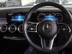 Mercedes-Benz GLB GLB220d 4Matic Progressive - Image 13