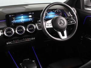 Mercedes-Benz GLB GLB220d 4Matic Progressive - Image 16