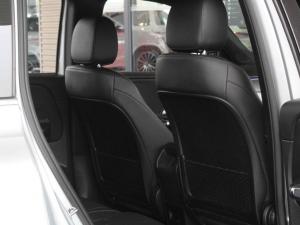 Mercedes-Benz GLB GLB220d 4Matic Progressive - Image 18