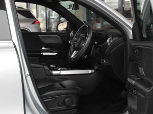 Mercedes-Benz GLB GLB220d 4Matic Progressive - Image 20