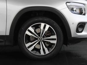 Mercedes-Benz GLB GLB220d 4Matic Progressive - Image 24