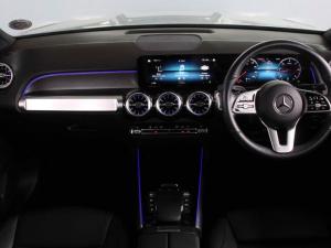 Mercedes-Benz GLB GLB220d 4Matic Progressive - Image 2