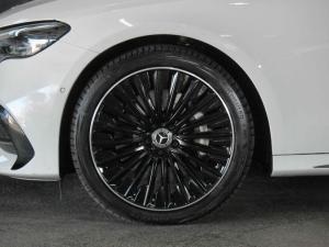 Mercedes-Benz E-Class E200 Avantgarde - Image 7
