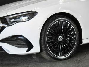Mercedes-Benz E-Class E200 Avantgarde - Image 8