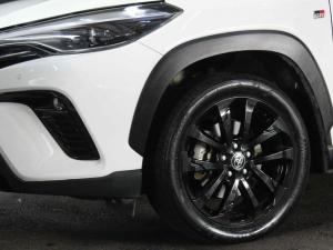 Toyota Corolla Cross 1.8 GR-Sport - Image 8