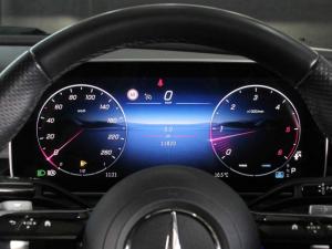 Mercedes-Benz C-Class C220d AMG Line - Image 13