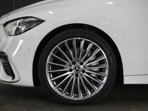 Mercedes-Benz C-Class C220d AMG Line - Image 4