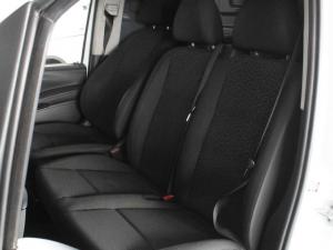 Mercedes-Benz Vito 114 CDI panel van manual - Image 18