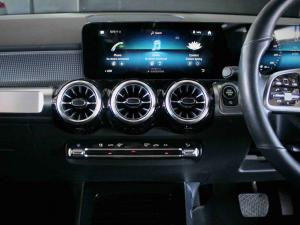 Mercedes-Benz GLB GLB220d 4Matic Progressive - Image 14