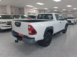 Toyota Hilux 2.8GD-6 Xtra cab 4x4 Legend manual - Image 2