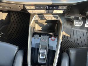 Audi RS3 Sportback quattro - Image 18
