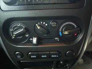 Suzuki Jimny 1.3 - Image 12
