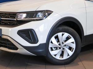 Volkswagen T-Cross 1.0TSI auto - Image 6