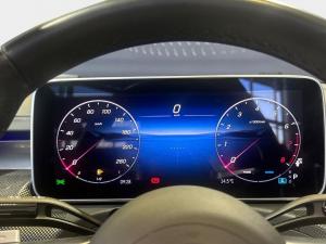 Mercedes-Benz C-Class C200 Avantgarde - Image 11
