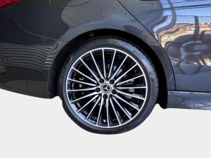 Mercedes-Benz C-Class C200 Avantgarde - Image 16