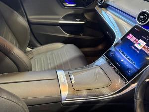 Mercedes-Benz C-Class C200 Avantgarde - Image 24