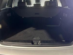 Mercedes-Benz GLB GLB220d 4Matic Progressive - Image 10