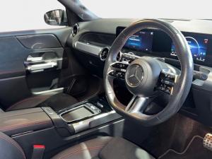 Mercedes-Benz GLB GLB220d 4Matic Progressive - Image 21