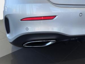 Mercedes-Benz A-Class A200 sedan AMG Line - Image 17