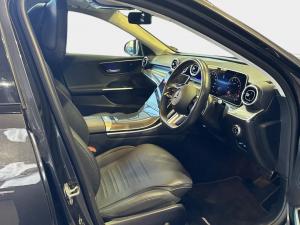 Mercedes-Benz C-Class C200 Avantgarde - Image 23