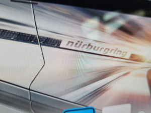 Volkswagen Golf R - Image 23
