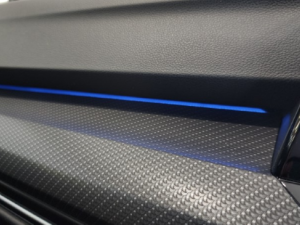 Volkswagen Golf R - Image 7