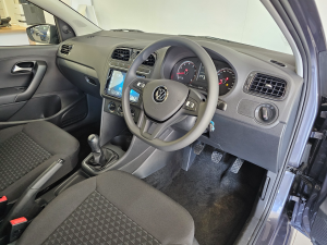 Volkswagen Polo Vivo hatch 1.4 - Image 3