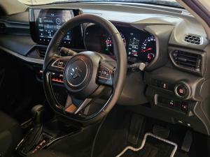 Suzuki Swift 1.2 GLX auto - Image 8