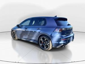 Volkswagen Golf GTI - Image 5
