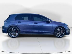 Volkswagen Golf GTI - Image 8