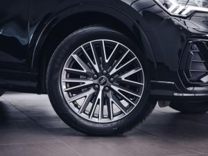 Audi Q3 Sportback 35TFSI S line - Image 2